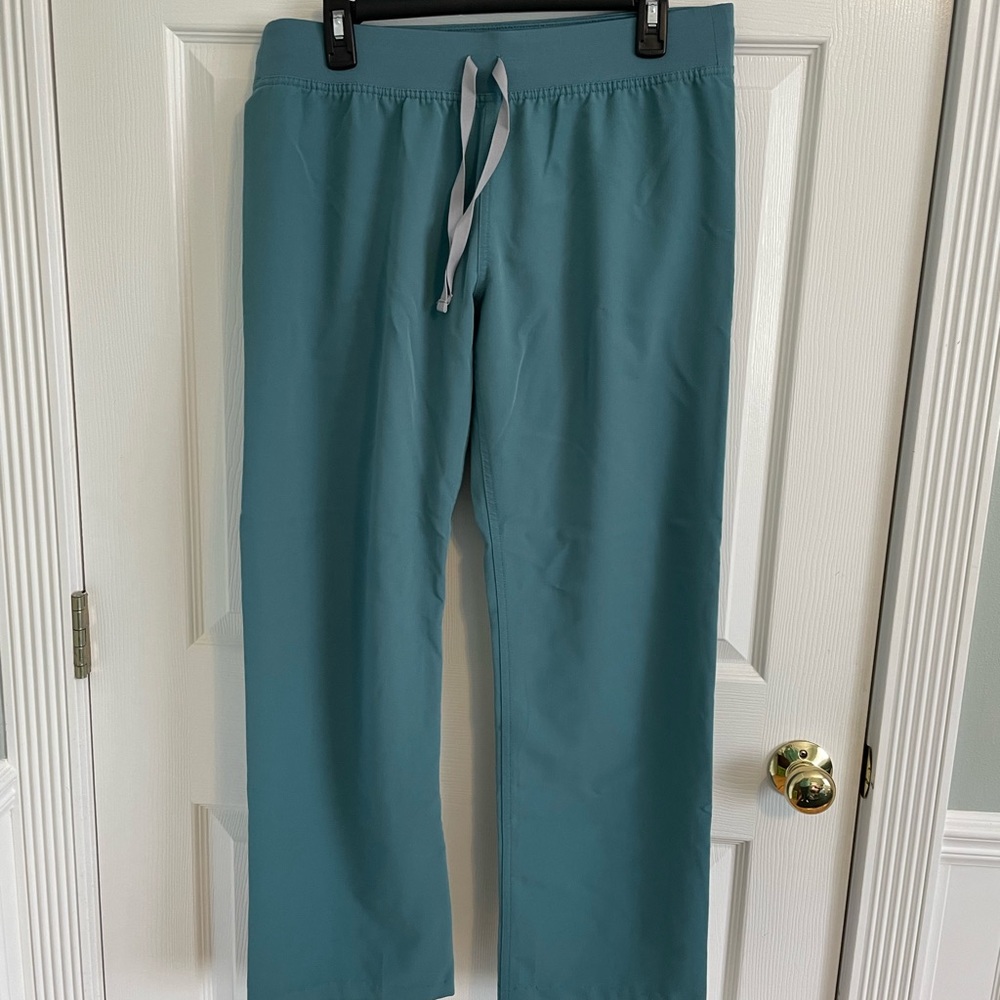 Figs Livingston Scrub Pant